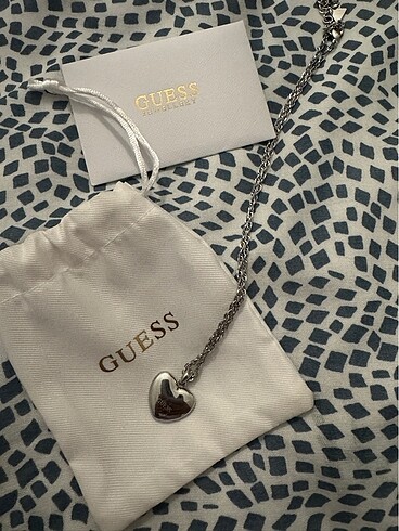Beden gri Renk GUESS kolye