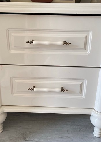 Beyaz Parlak yatak odası komidin 2 tane 2 çekmeceli - Görsel 2