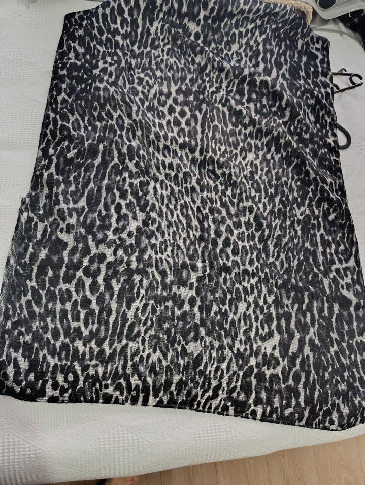 Yılan Desenli Şal - Görsel 5