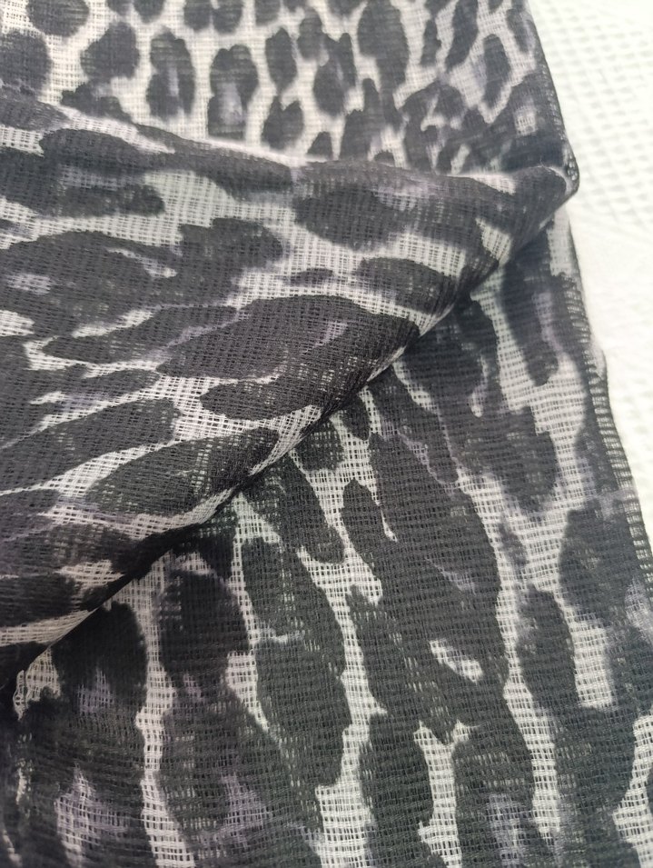 Yılan Desenli Şal - Görsel 4