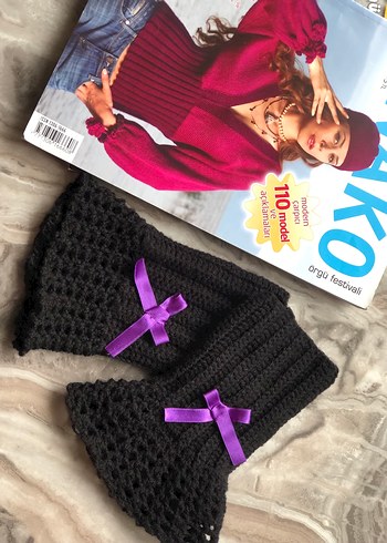 Mor Fiyonklu Siyah Örgü Eldiven - Görsel 3