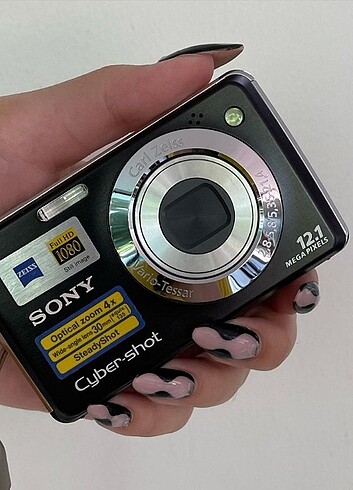 Sony Dsc W210 Dijital Kamera 