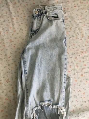 LC Waikiki Yırtık jean