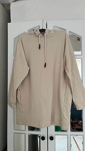 Oversize krem sweatshirt