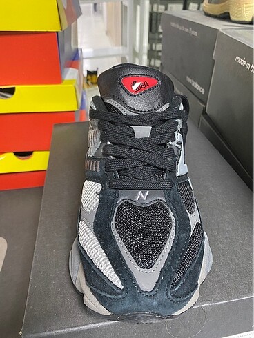 New Balance NEW BALANCE 9060 İTHAL AYAKKABI