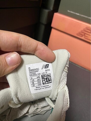 36 Beden beyaz Renk NEW BALANCE 9060 İTHAL AYAKKABI