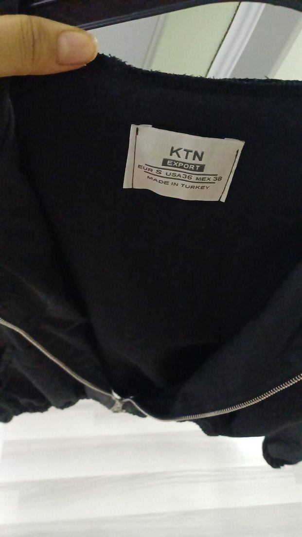 Siyah Kapüşonlu Fermuarlı Kadın Ceket - Görsel 5