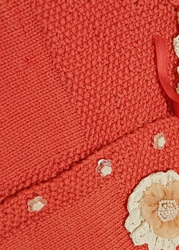 Kız Çocuk Kırmızı Nakışlı Düğmeli Hırka - Görsel 2