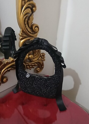 Metalik ipten abiye çanta 