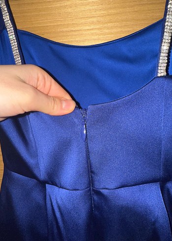 Parlak Mavi Askılı Midi Elbise - Görsel 10