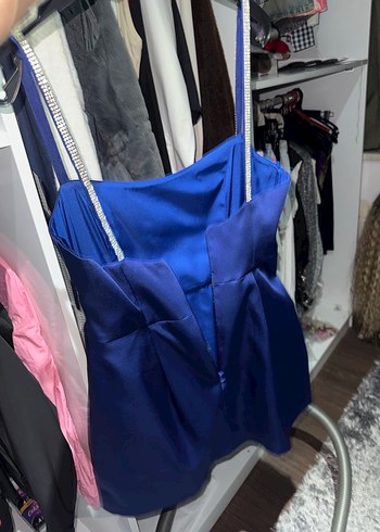 Parlak Mavi Askılı Midi Elbise - Görsel 2