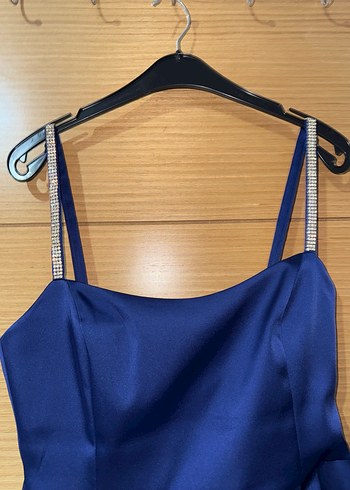 Parlak Mavi Askılı Midi Elbise - Görsel 6