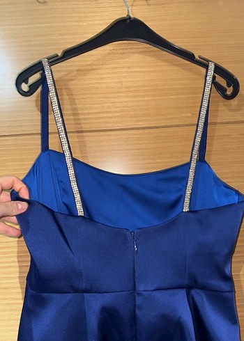 Parlak Mavi Askılı Midi Elbise - Görsel 5