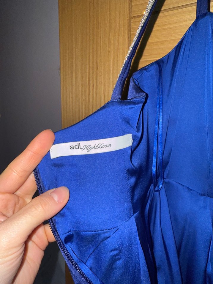 Parlak Mavi Askılı Midi Elbise - Görsel 3