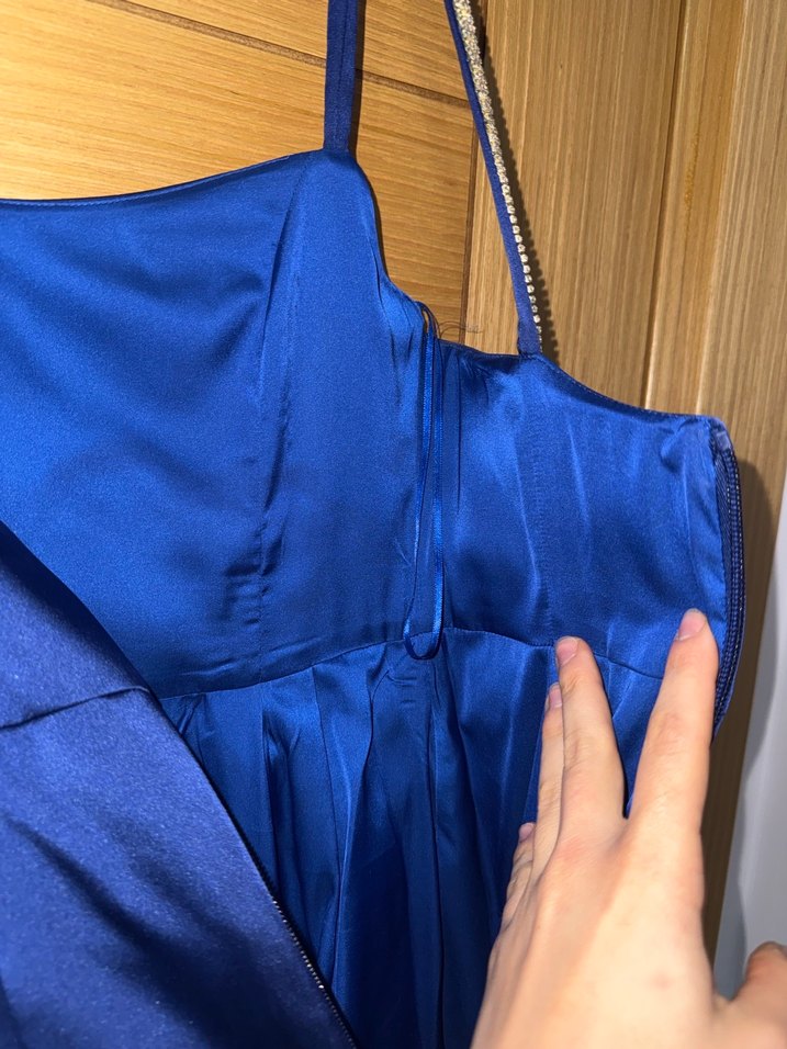 Parlak Mavi Askılı Midi Elbise - Görsel 4