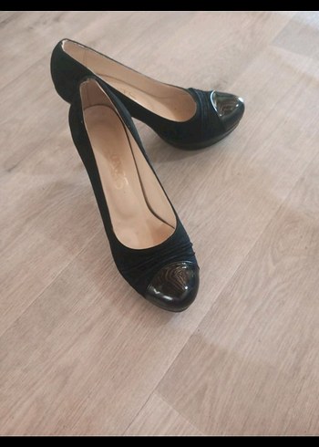 39 Beden siyah Renk Klasik Siyah Tokalı Topuklu Stiletto