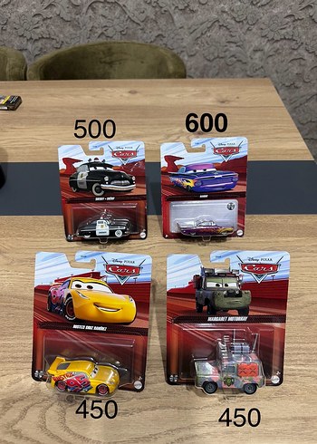 Disney Pixar Cars Oyuncak Arabalar