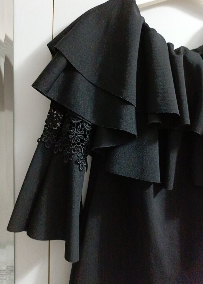 Dantelli siyah mini elbise - Görsel 2