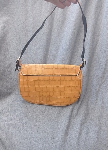 Hardal jakar desenli kol çantası  - Görsel 2