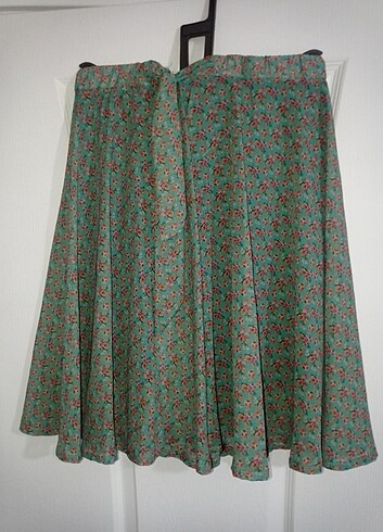 Çiçek desenli etek - Görsel 4