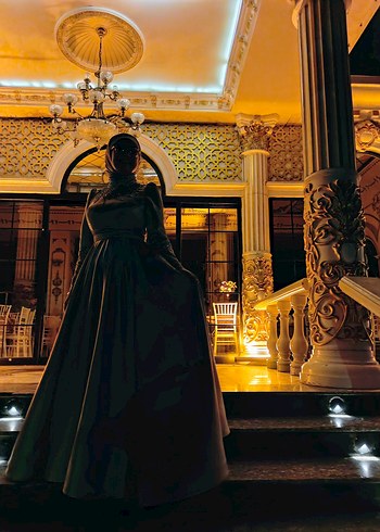 Taş Renkli Uzun Kollu Drapeli ve Taşlı Tesettür Abiye - Görsel 3