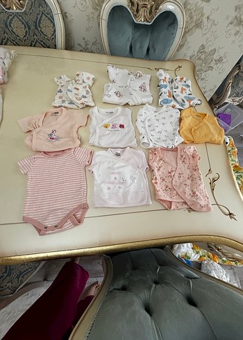 Kız bebek karısık on adet