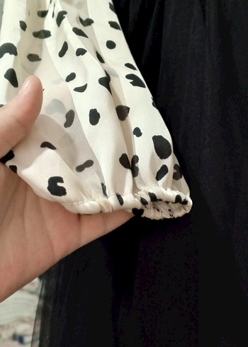 Uzun Kollu Puantiyeli V Yaka Uzun Elbise - Görsel 3