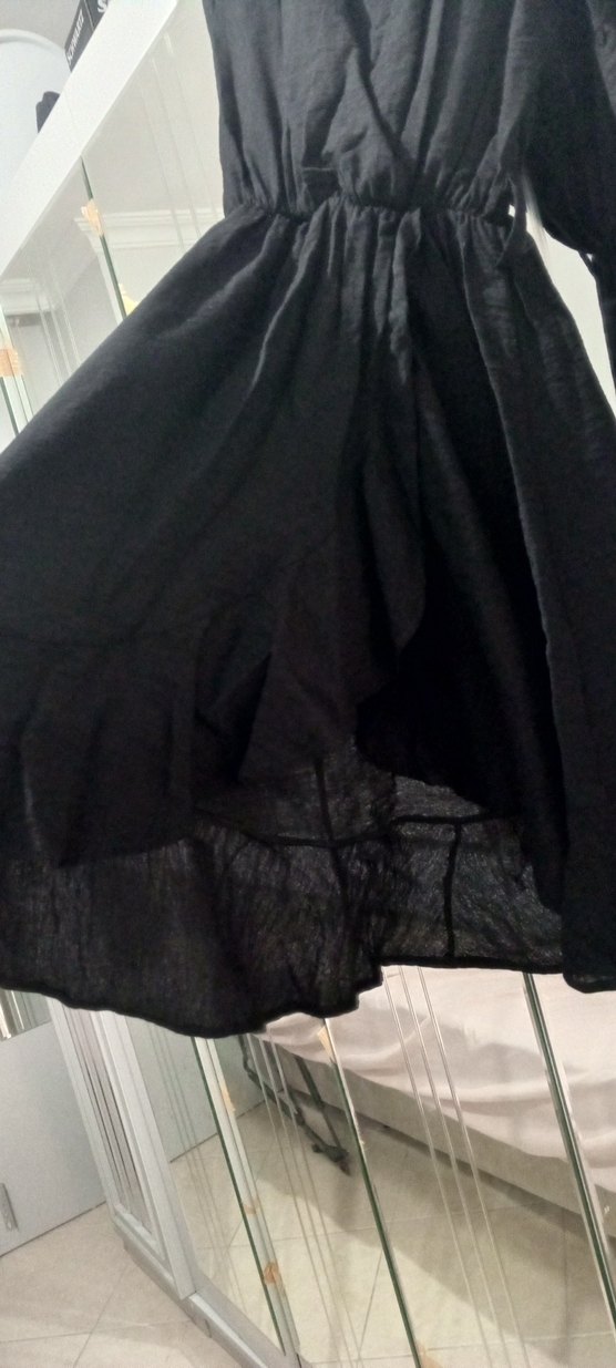 Siyah V Yaka Uzun Keten Elbise - Görsel 5