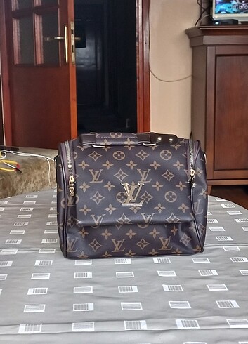 Beden Louis Vuitton Kahverengi Kol Çantası