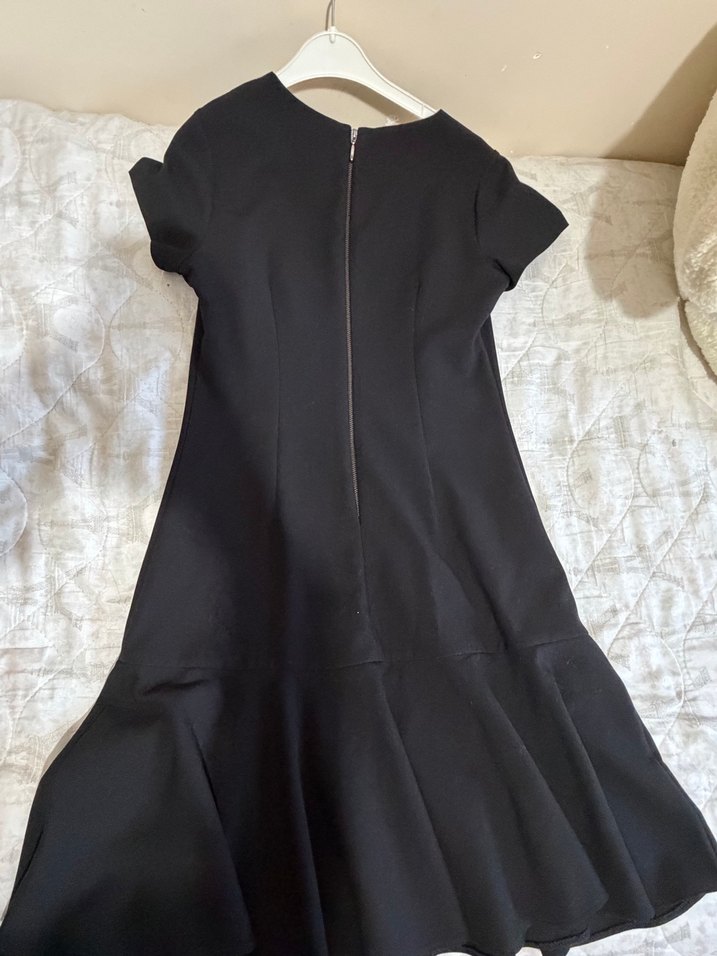 Siyah Kısa Kollu Midi Elbise - Görsel 2