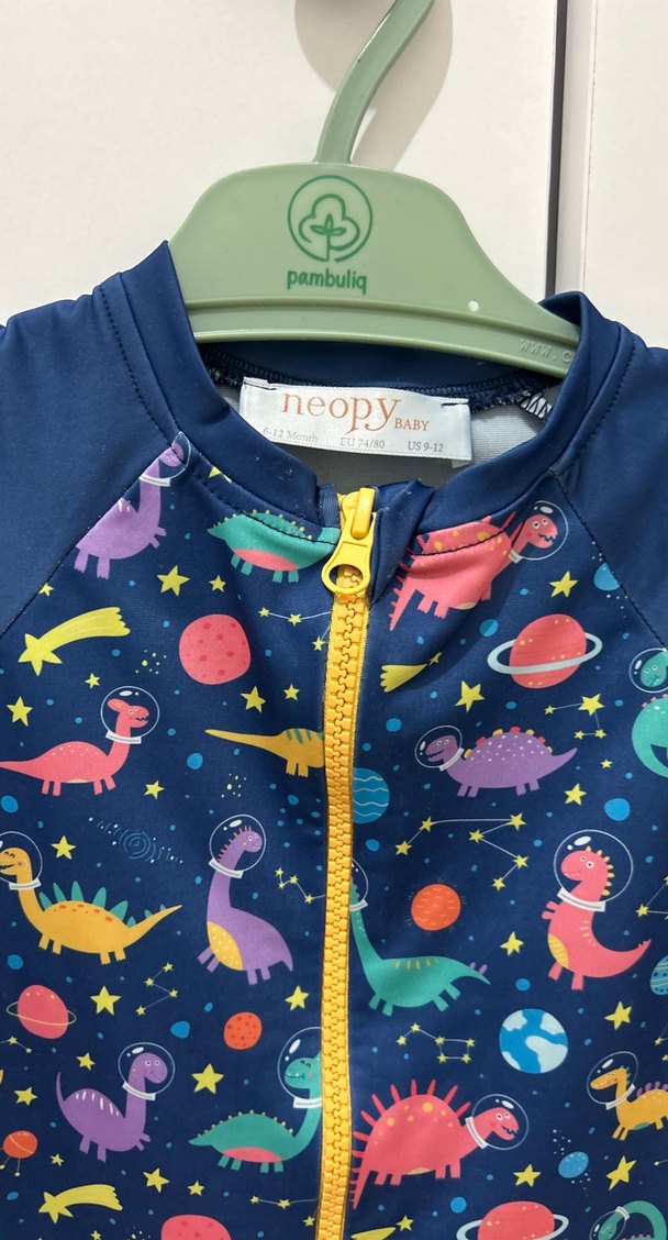 Çocuklar için kısa kollu renkli mayo - Görsel 2