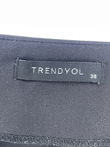 38 Beden siyah Renk Trendyol & Milla Mini Şort %70 İndirimli.
