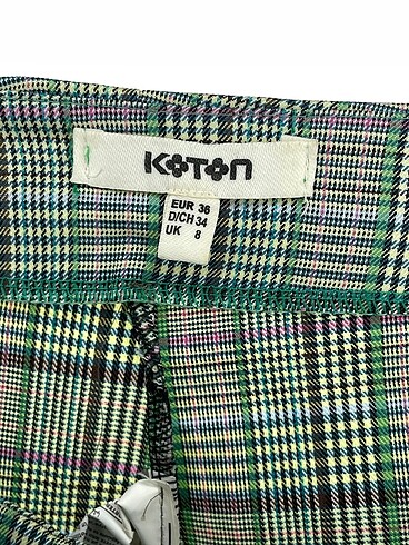 36 Beden çeşitli Renk Koton Mini Şort %70 İndirimli.