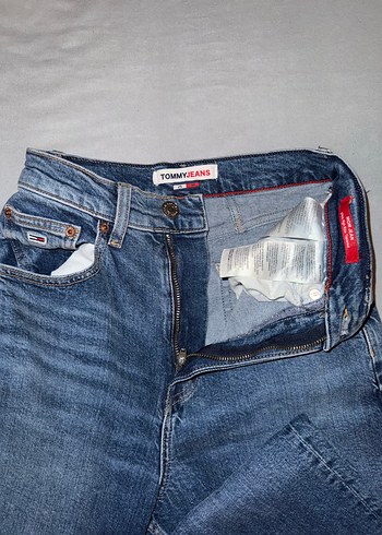 Tommy Hilfiger Tommy high rise mom jean