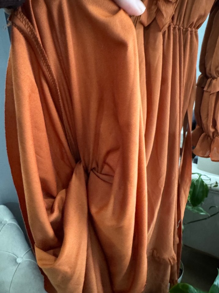 Uzun Kahverengi Fırfırlı Bohem Elbise - Görsel 4