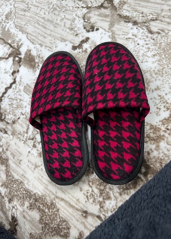 Kadın Ev Terliği - Görsel 2