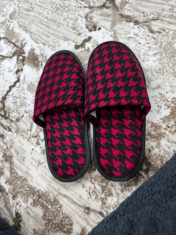 Kadın Ev Terliği - Görsel 2