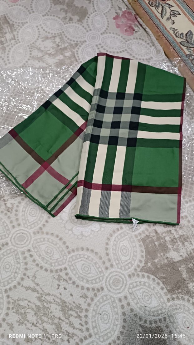 Mavi ve Gri Kadın Atkı - Görsel 3