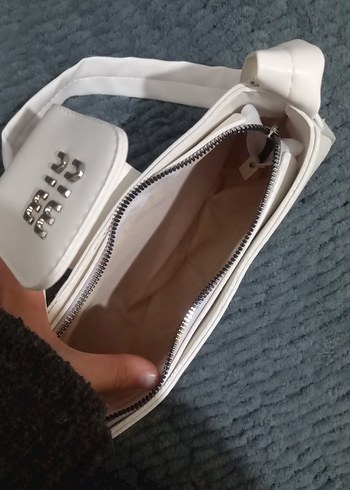 Miu Miu Beyaz Deri Kadın Omuz Çantası - Görsel 5