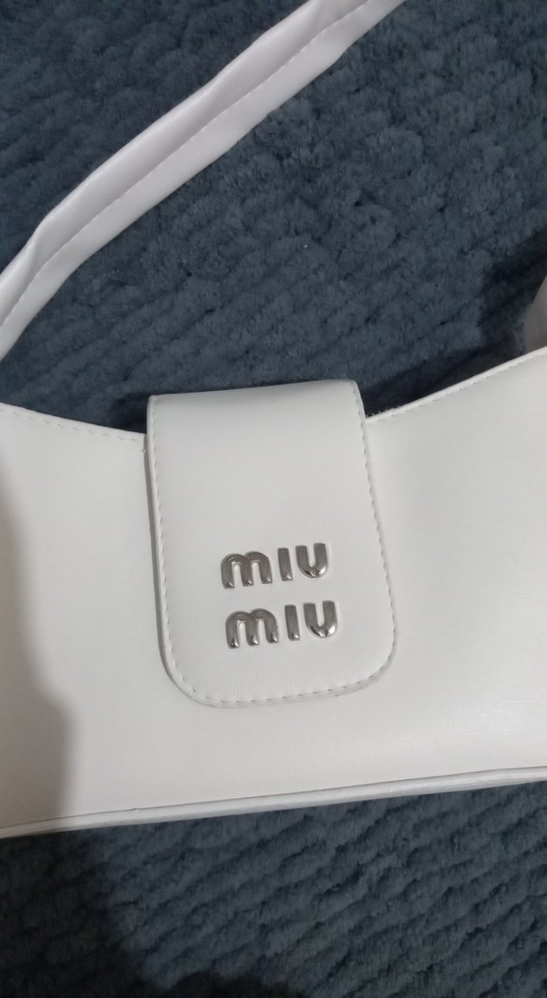 Miu Miu Beyaz Deri Kadın Omuz Çantası - Görsel 2