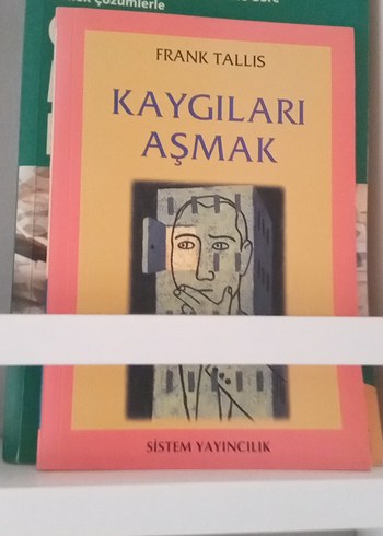 Çeşitli Roman Kitapları Rafı - Görsel 9