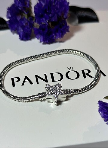 Beden Pandora Asimetrik Yıldız Bileklik