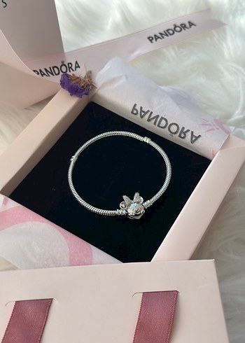  Beden Pandora Işıltılı Minnie Bileklik