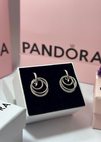 Pandora İç İçe Halkalı Işıltılı Küpe