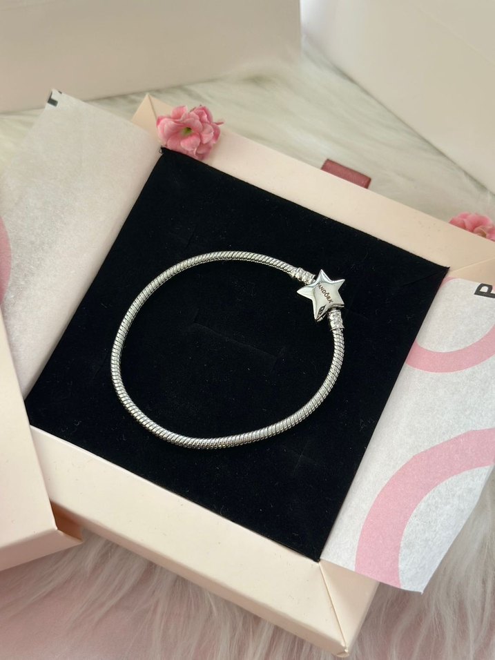 Pandora Asimetrik Yıldız Bileklik - Görsel 2
