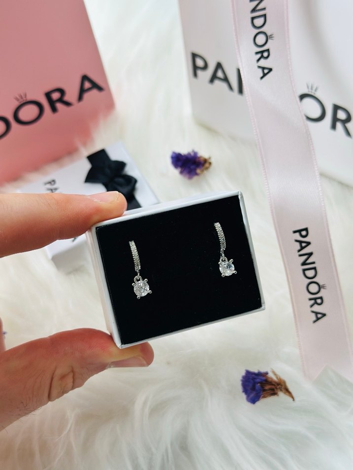 Pandora Pave Sallantılı Halka Küpe - Görsel 2