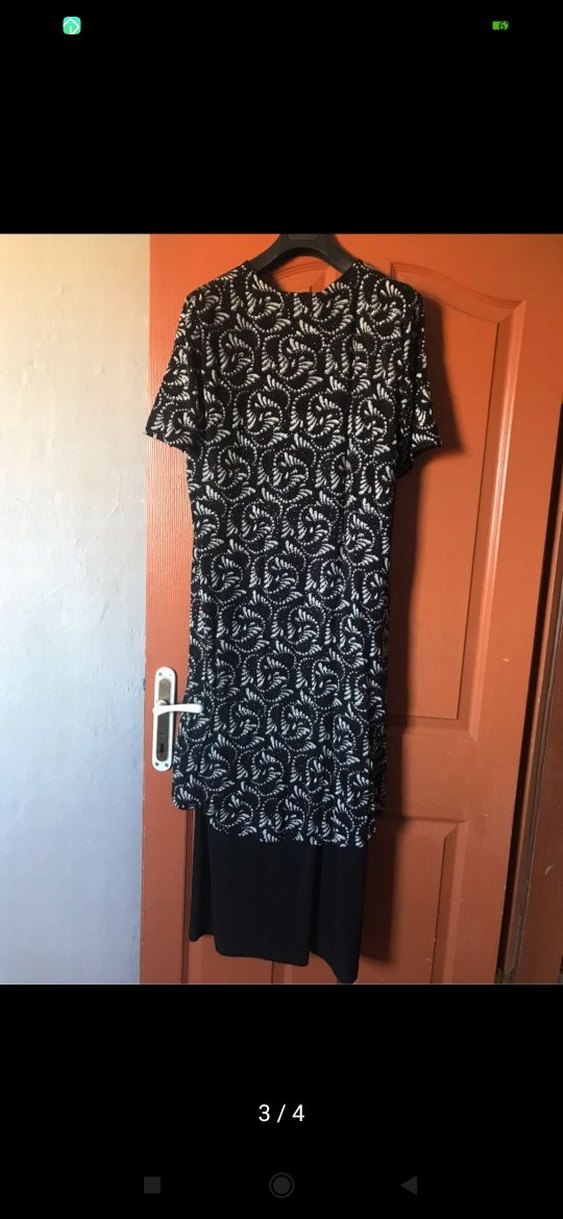 Siyah Baskılı Uzun Kadın Elbise - Görsel 3