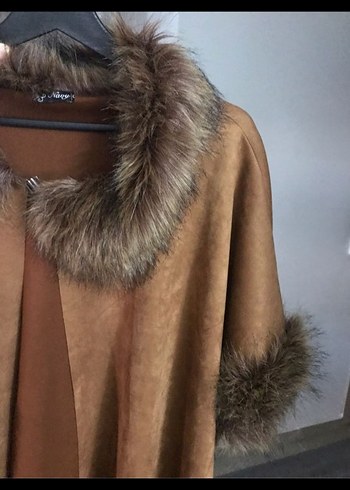 Kahverengi Süet Yakalı Kadın Kürklü Kısa Ceket - Görsel 4