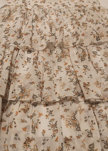 Kız Çocuk Bej Desenli Fırfırlı Elbise - Görsel 3