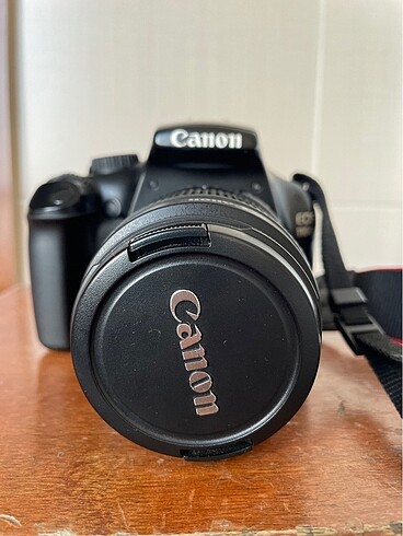 Canon eos 1100D